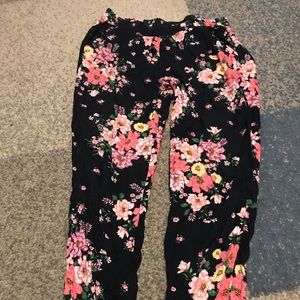 Navy Floral flowing lounge pants w elastic waist